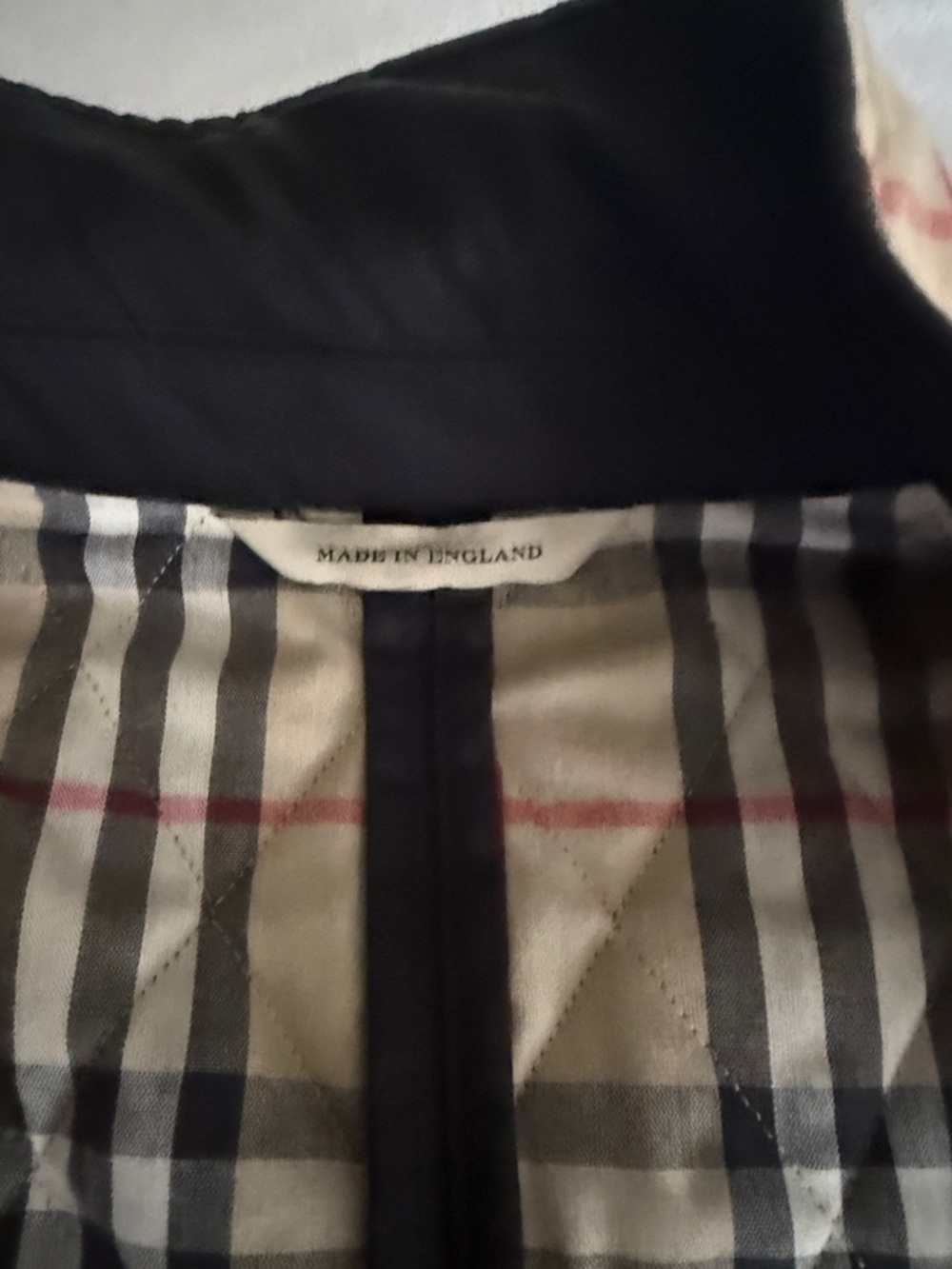 Burberry Black Quilted Utility Jacket with Signature Check Trim - Picture 3 of 5